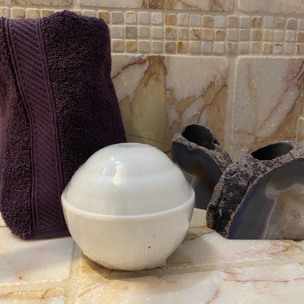 NIB Aromatherapy Mini Travel Diffuser - Picture 2 of 10